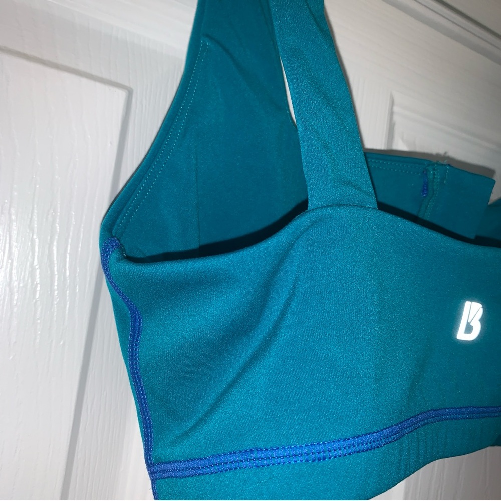 Buffbunny Dive Zip Sports Bra, M - Picture 7 of 9